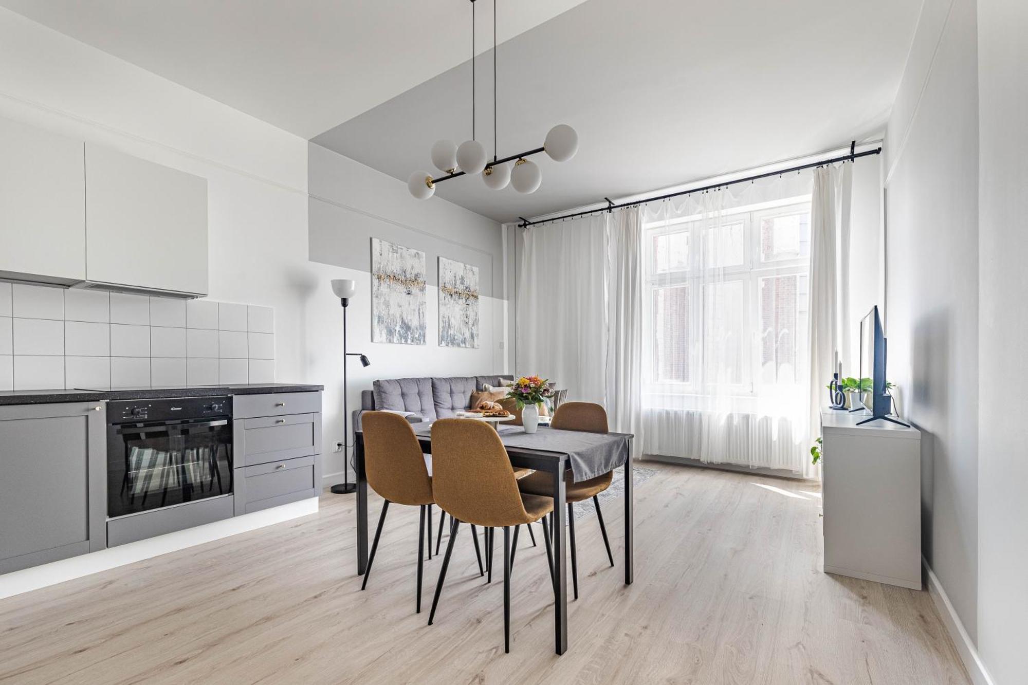 Spacious & Quiet Apt - Old Town & Kazimierz Cracovia Esterno foto